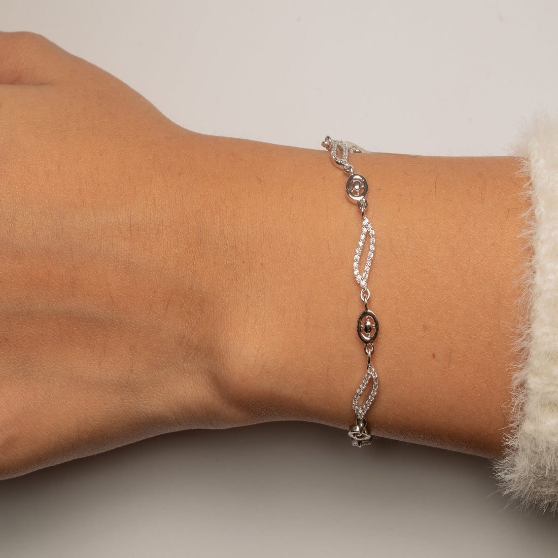CZ Studded Leaf Bracelet